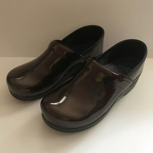 Dansko Patent Brown Professional Nursing Clog